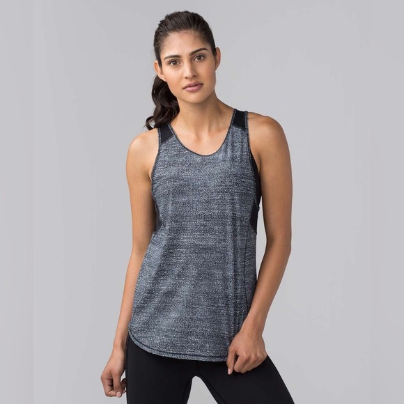 Lululemon Sculpt Tank II in Salt Alpine White Black Size 6 - Picture 2 of 7